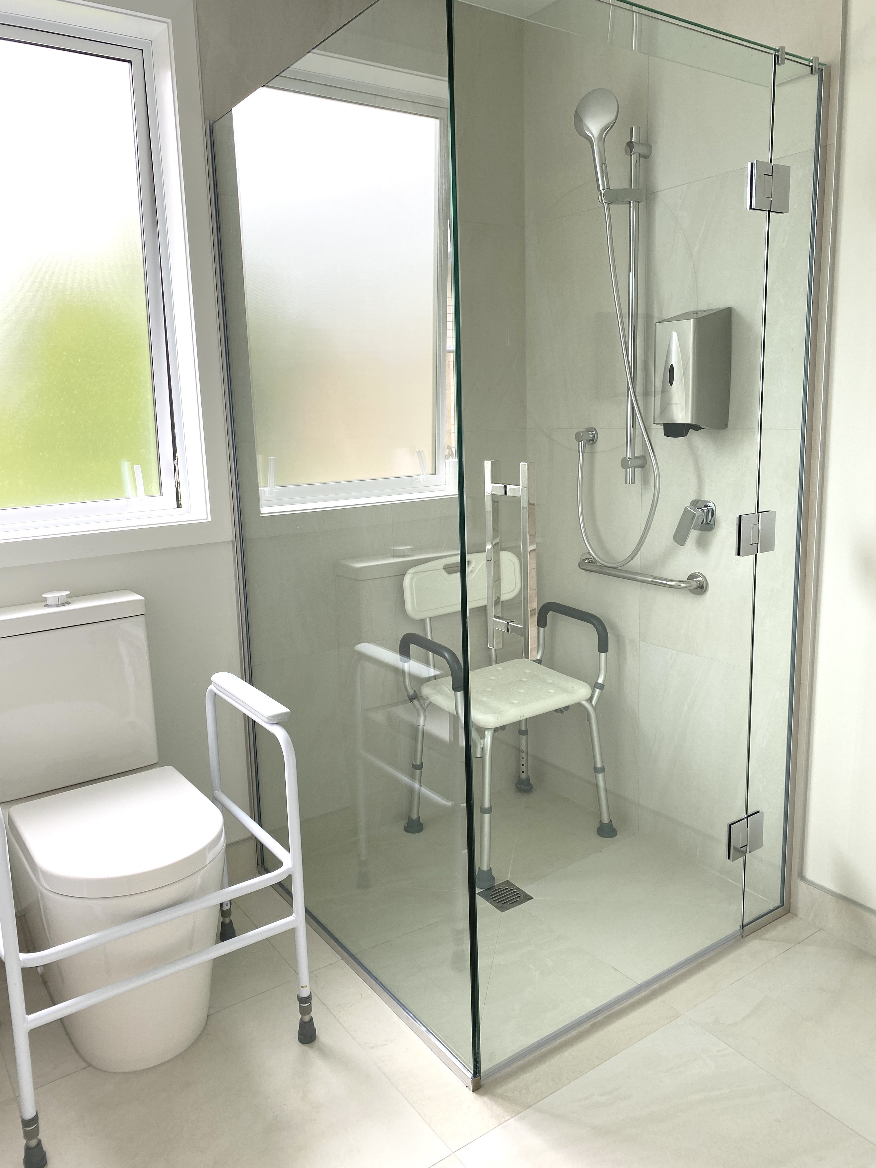 Respite room shower