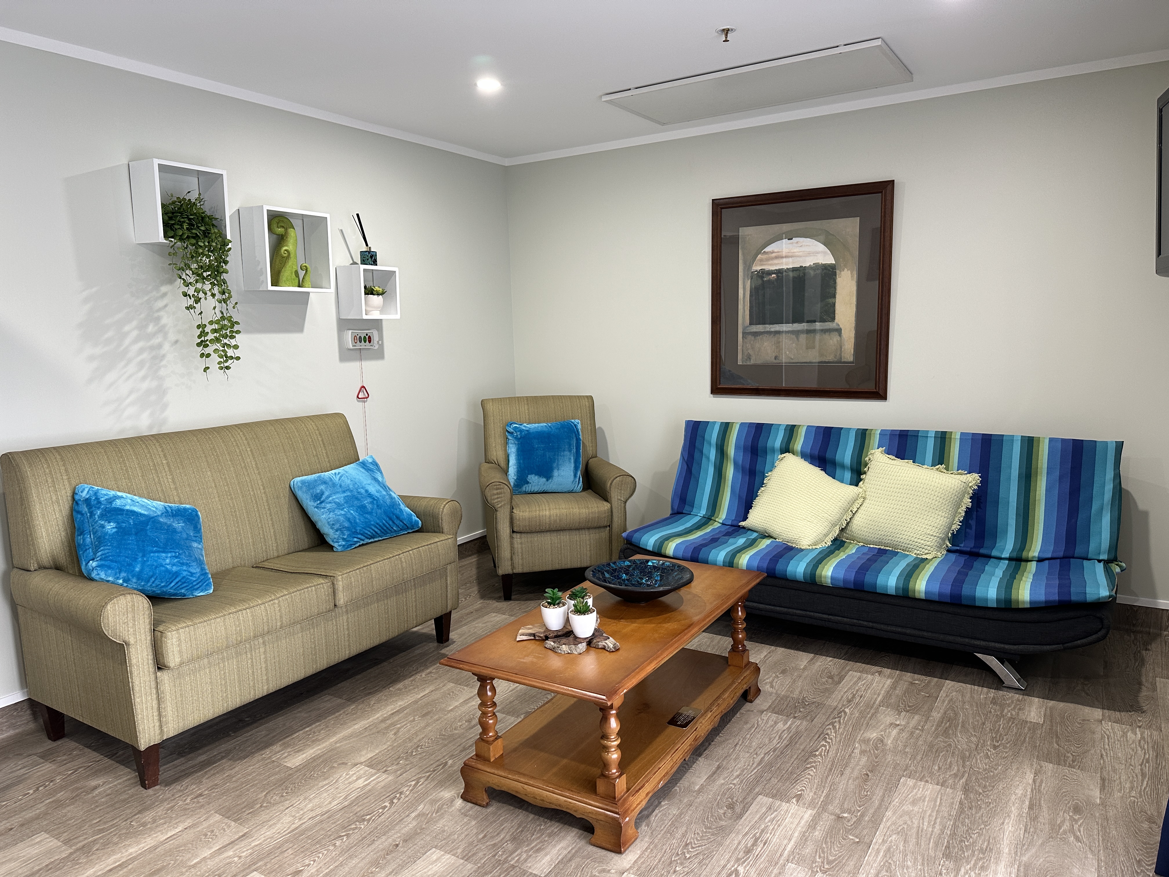 Whanau room